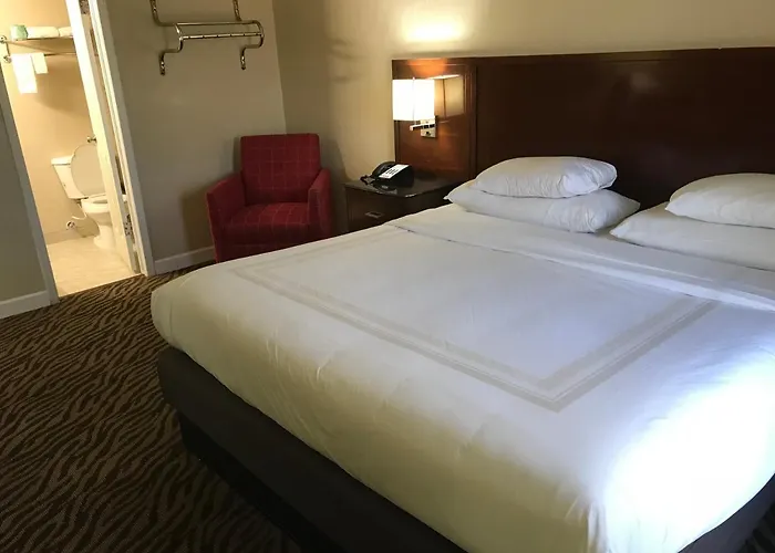 Hotel cápsula Hometown And Tulsa