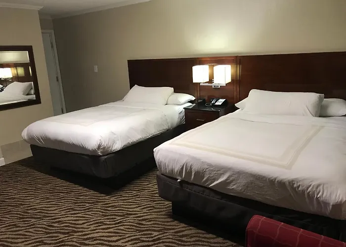 Hometown And 2* Tulsa