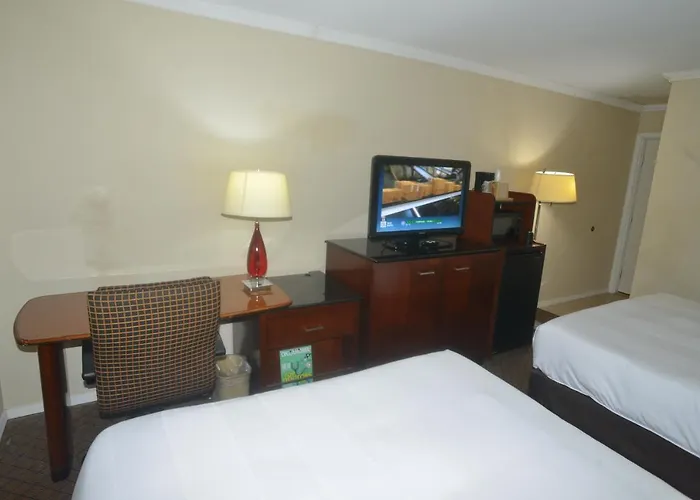 Hometown And Capsule hotel Tulsa